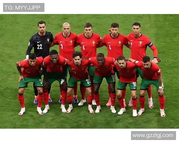 葡萄牙足球五大历史球星解析与荣耀时刻回顾 葡萄牙足球五大历史球星解析与荣耀时刻回顾